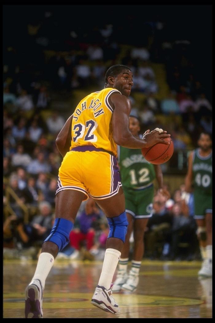 我们不难发 我们不难发