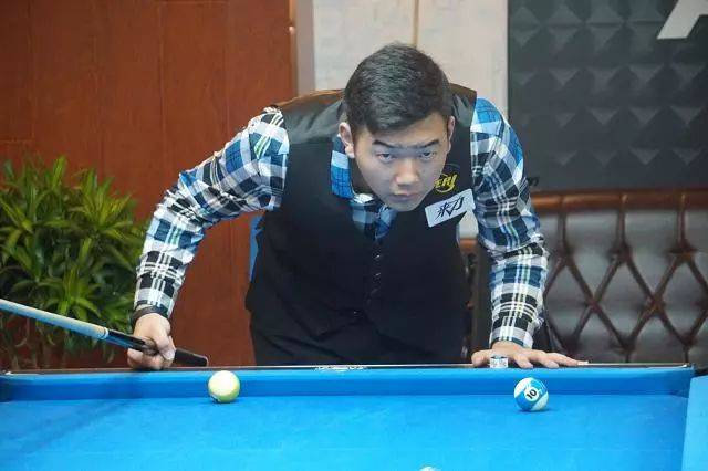 她们在次日 她们在次日