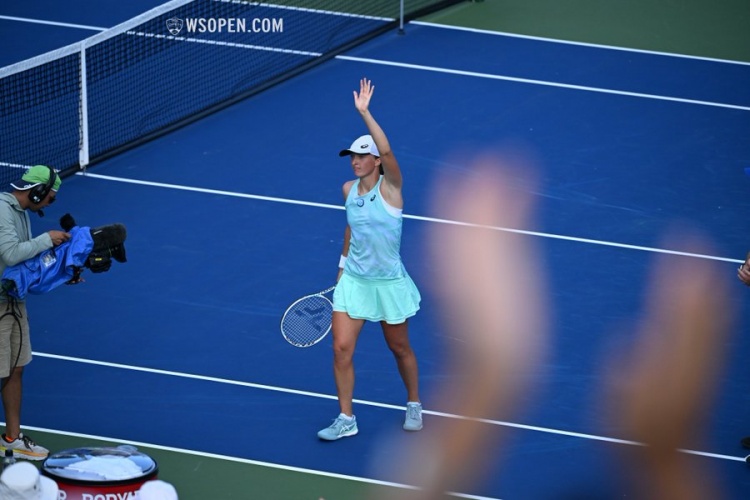 上的一丝不 上的一丝不