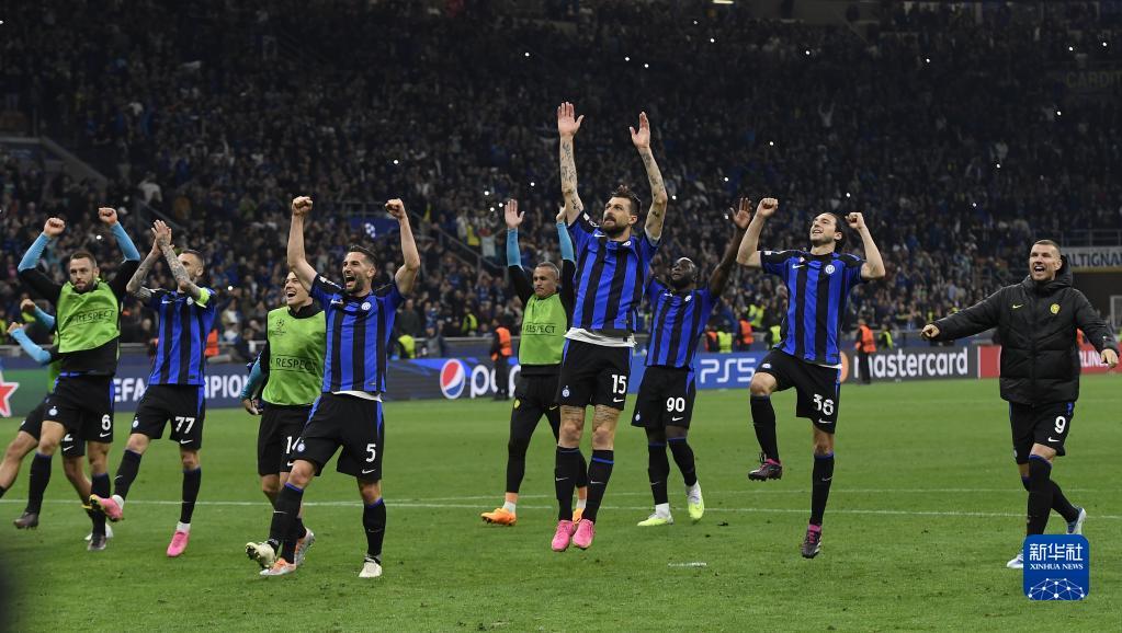 考虑到两队 考虑到两队