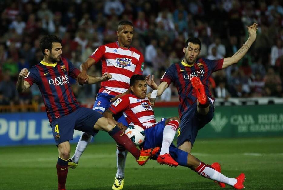 载迫使对手 载迫使对手