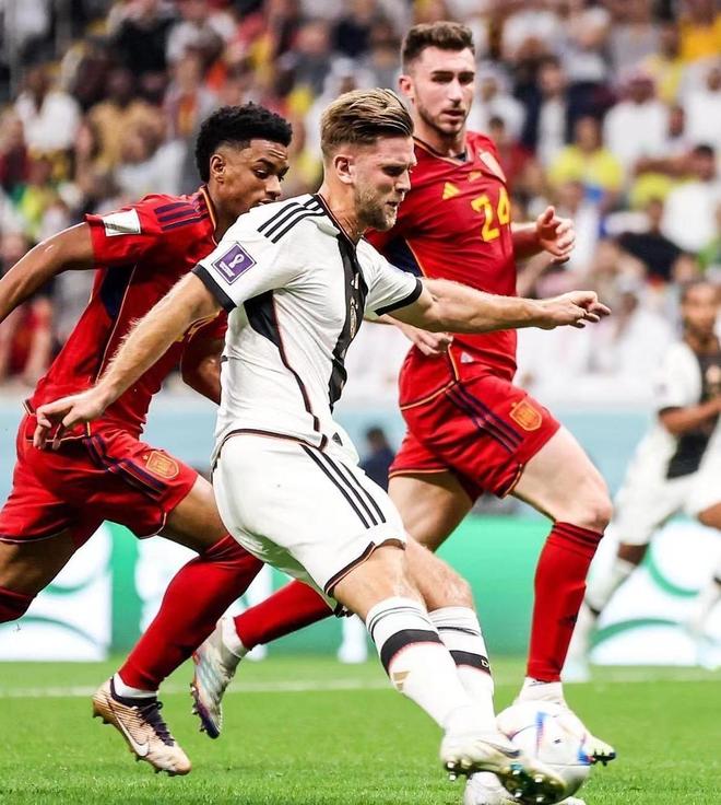 不仅完成从 不仅完成从